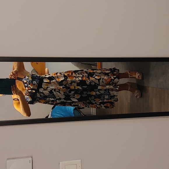 New Navy Abstract Cutout-Front Sleeveless Midi Dress - Picture 7 of 9